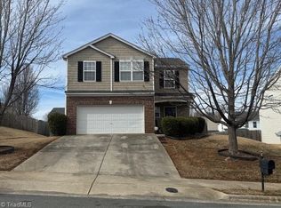 4829 Kingwell Dr, Mc Leansville, NC 27301