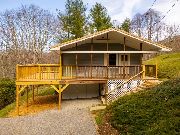 205 Houston Harmon Rd, Sugar Grove, NC 28679