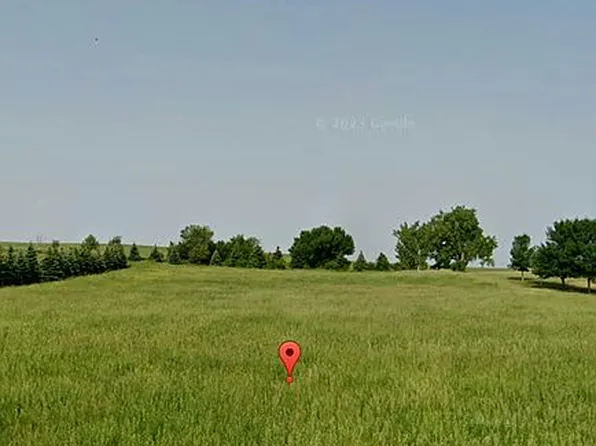 4600 Sagebrush Dr, Bismarck, ND 58504