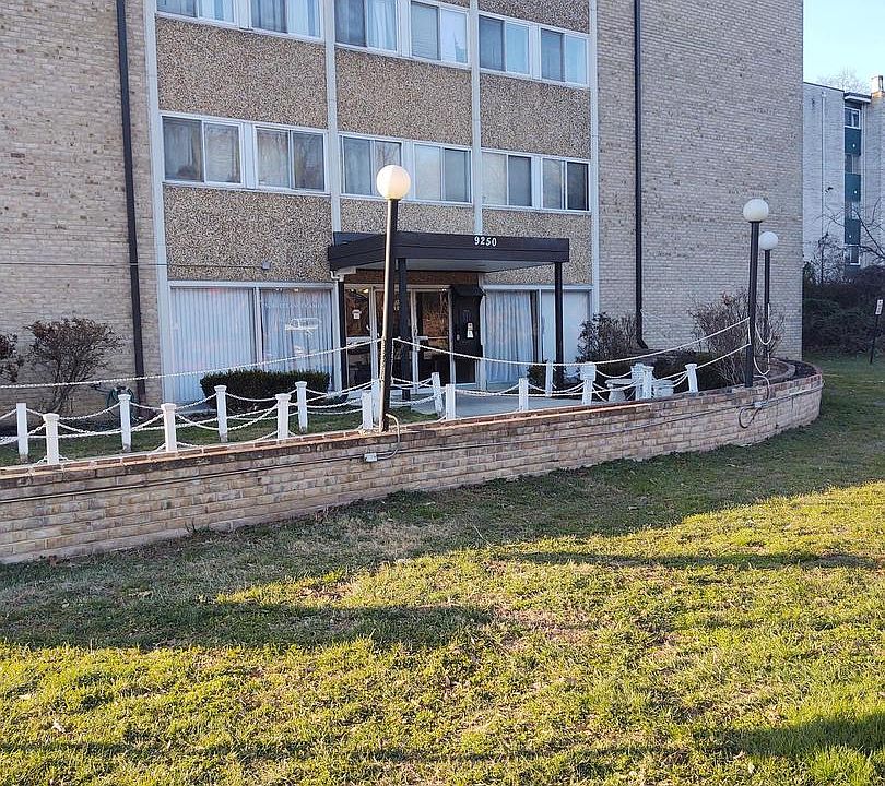 2nd image of 9250 Edwards Way APT 708A
