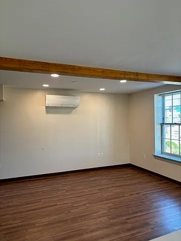 19 Commercial St #202 — Photo 10
