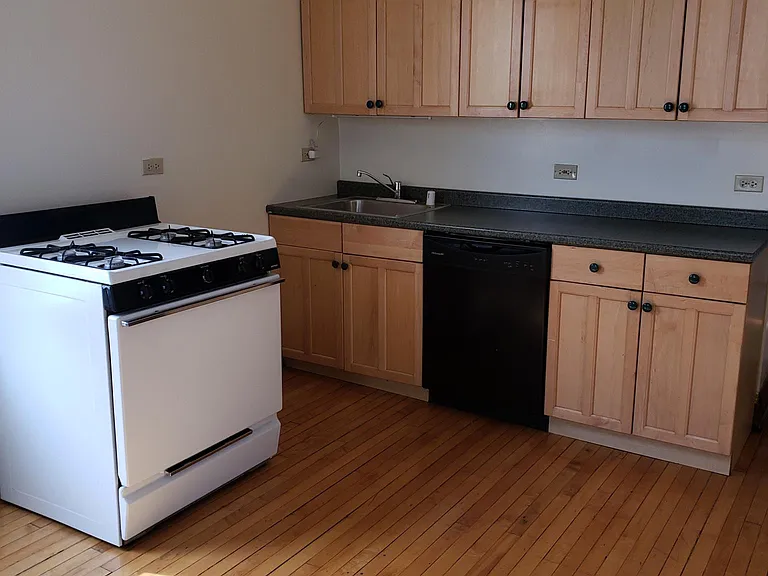 1637 N Drake Ave #2R — Photo 9
