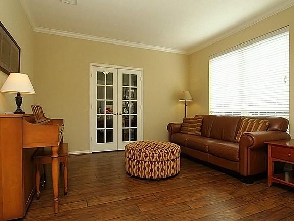 5th image of 3506 London Ln