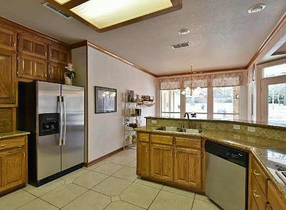 4th image of 5524 Hunterwood Ln