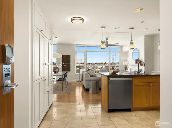 1420 Terry Avenue #2202, Seattle, WA 98101