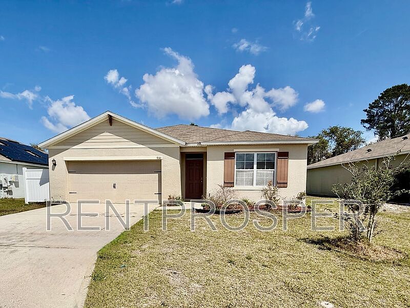 1st image of 930 Summer Glen Dr