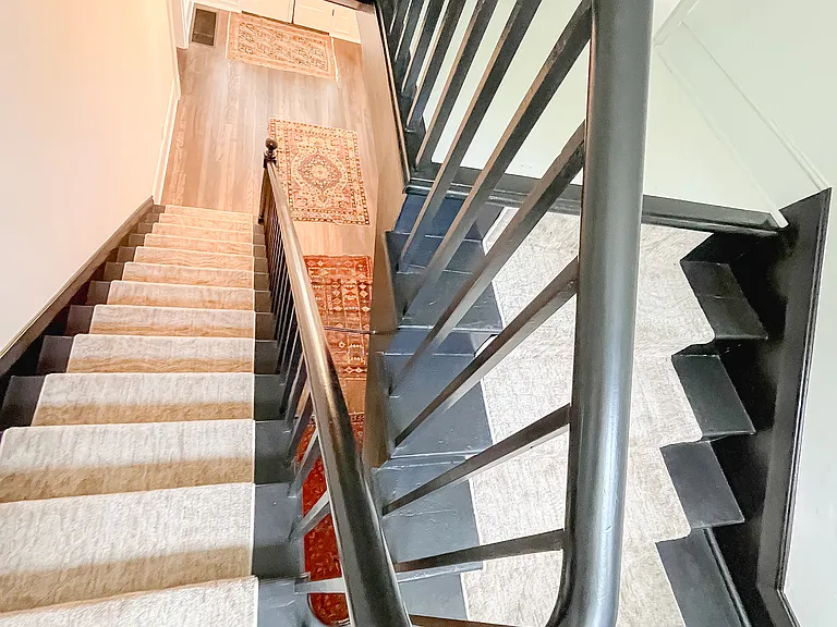 210 W Jennings St — Photo 18