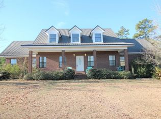 39A R And R Rd, Brooklyn, MS 39425
