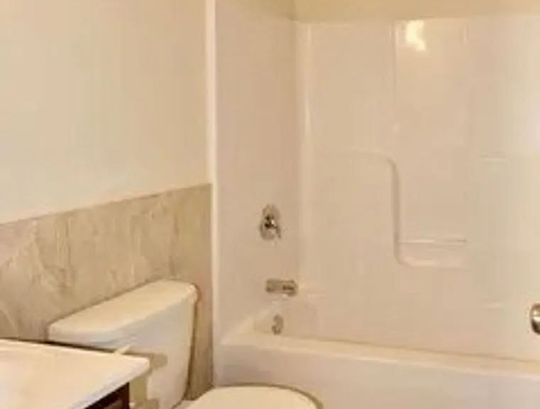 1230 Beaumont Ave — Photo 22