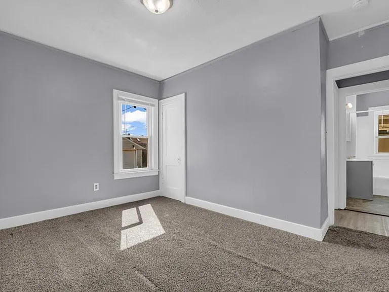 1581 Empire Ave #1 — Photo 6