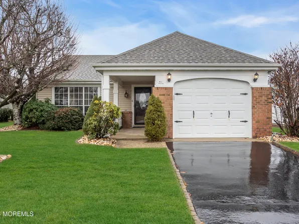 6 Greenwich Avenue, Manchester, NJ 08759