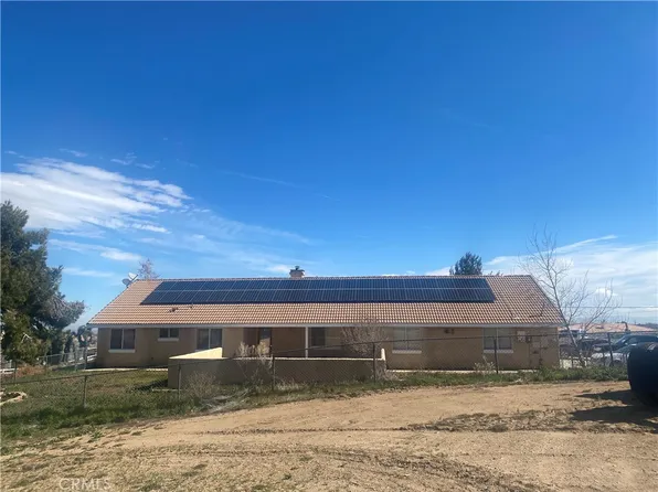 5434 Sundown Dr, Phelan, CA 92371