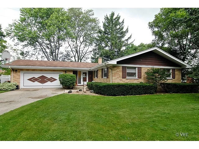 127 Woodland Rd photo 1