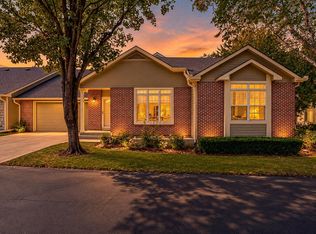 18665 W 158th Ter Unit 400, Olathe, KS 66062