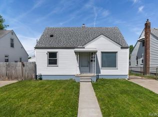 3838 16th St, Wyandotte, MI 48192