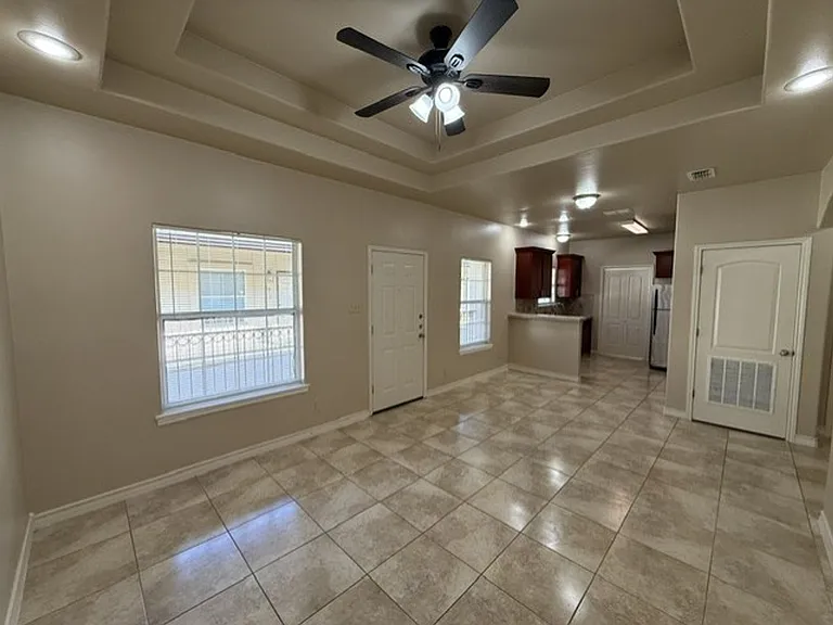710 Alta Vista Dr — Photo 4
