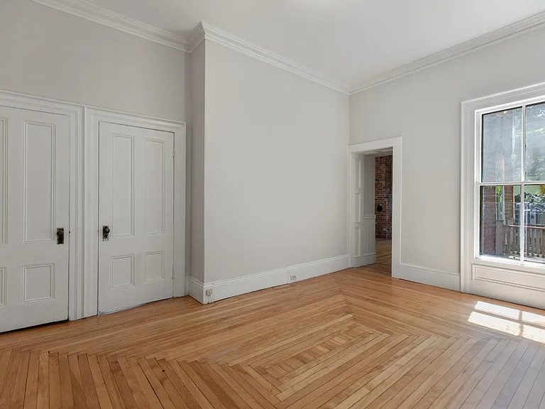 34 Cushman St #1 — Photo 16