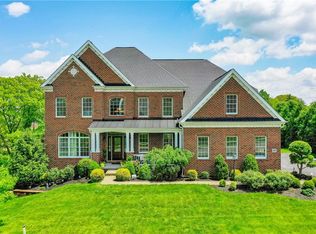 4263 Duckhorn Dr, Coraopolis, PA