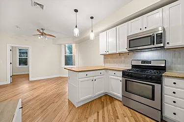 25 Bleecker Street, #2R