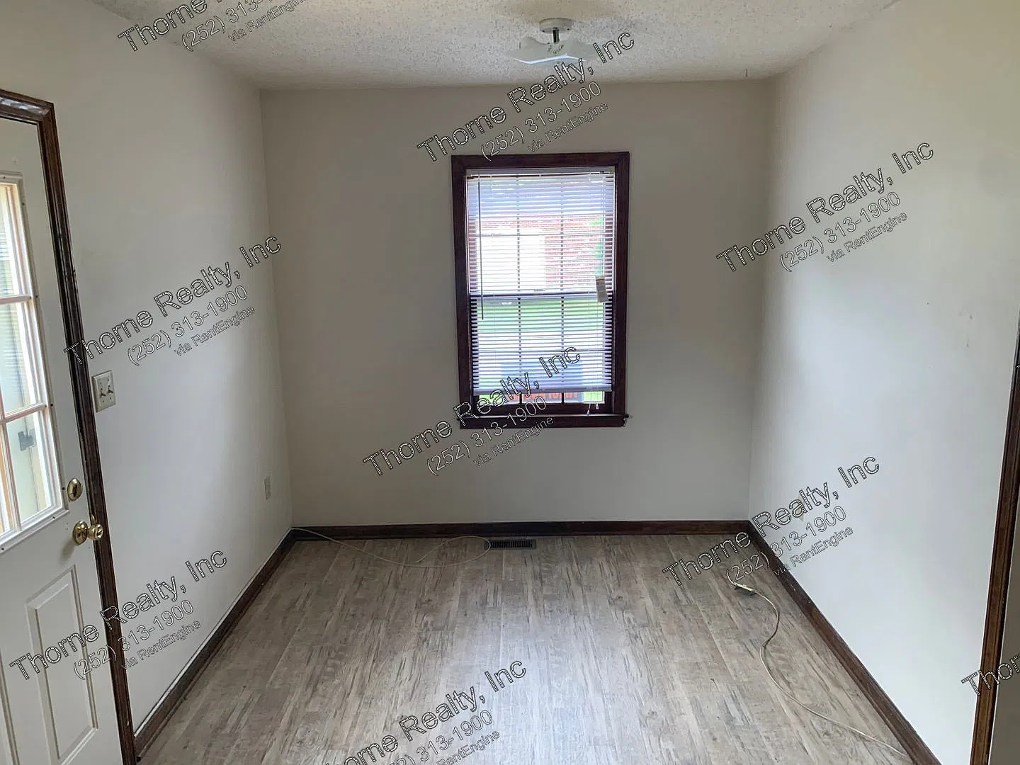 3 bed, 2.0 bath, 1339 sqft, $1,275 — Photo 3