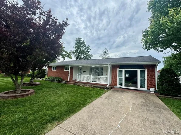 115 Park St, Monroe City, MO 63456