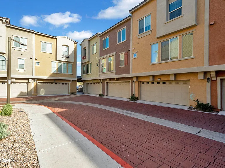 240 W Juniper Ave #1047 — Photo 25