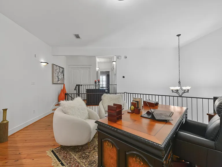 5522 Larkin St #A — Photo 3