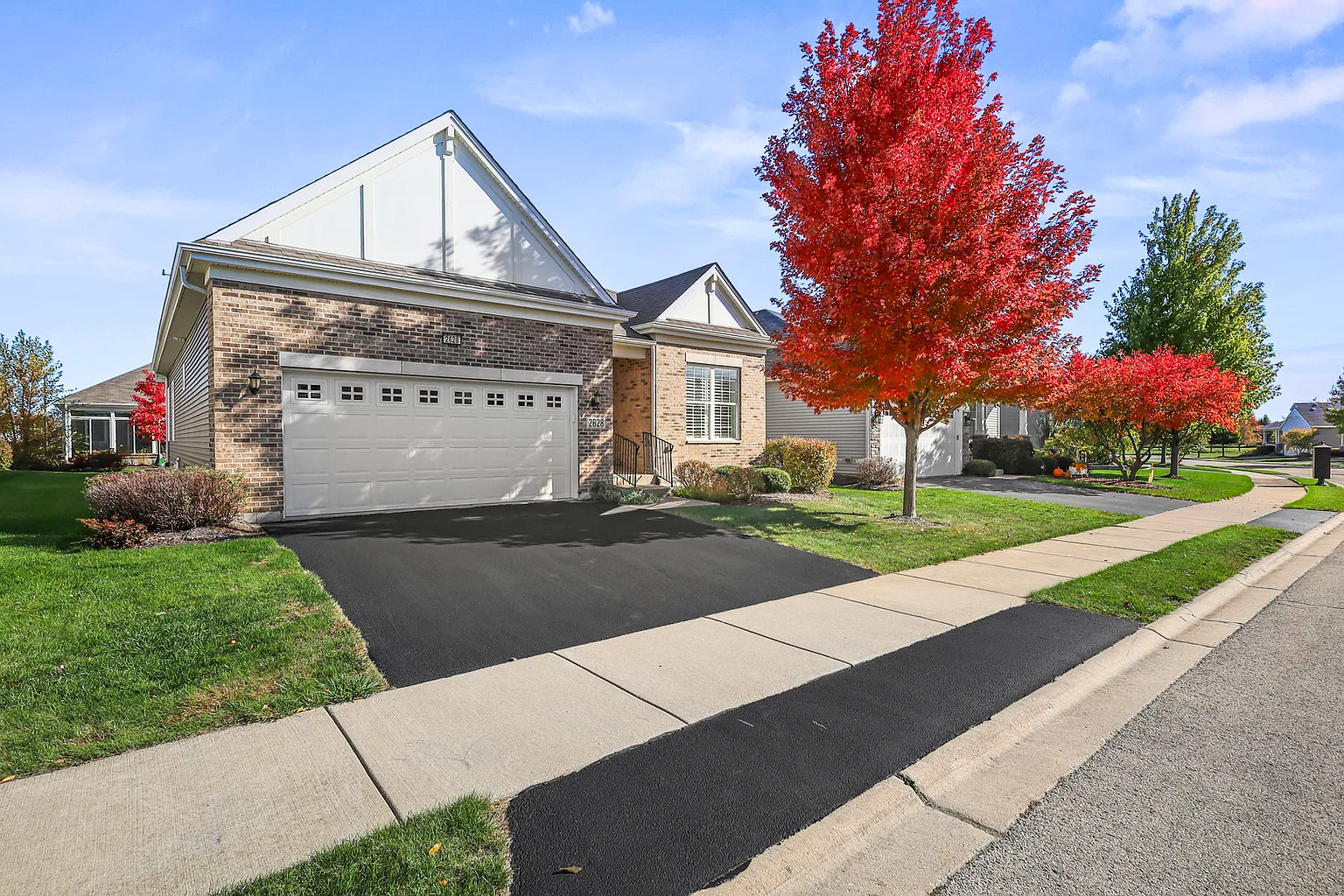 2628 Drexel Dr photo 1