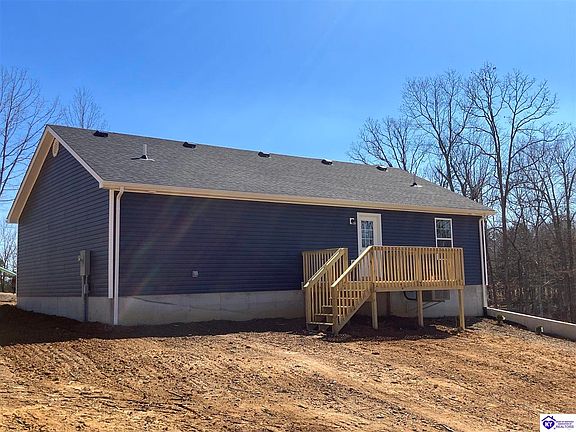 3rd image of 557 Roy Rd