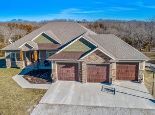 1290 E Cedar Tree Ln, Hartsburg, MO 65039