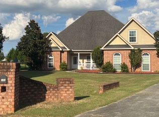 135 Idell Ct, Byron, GA 31008