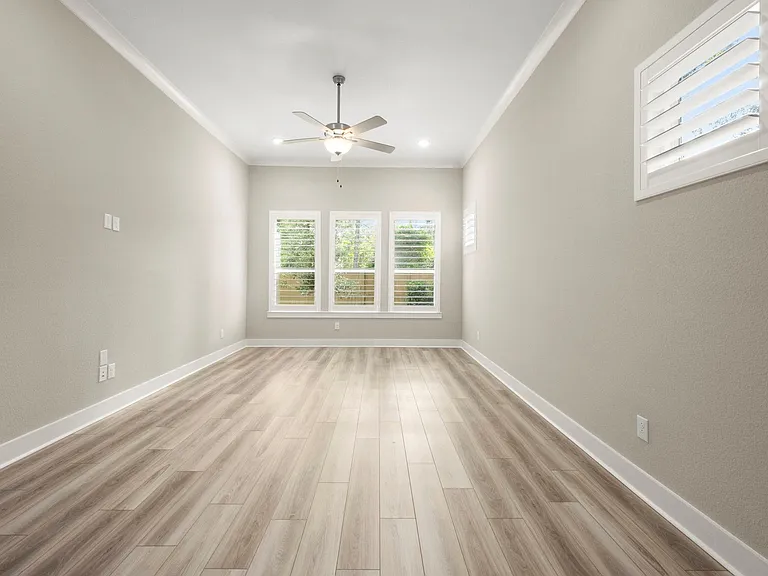 311 Pilazzo St — Photo 16