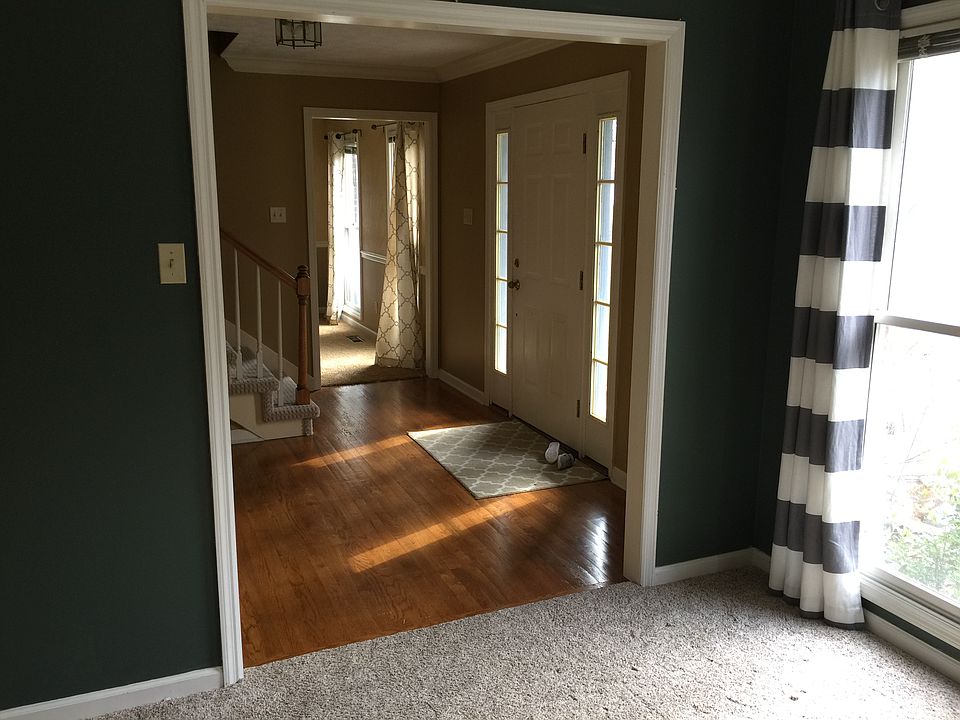 Formal living/playroom