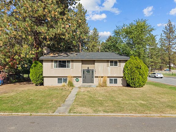 2nd image of 6023 E 12th Ave