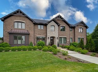 403 W North St, Itasca, IL 60143