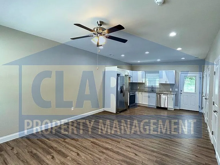 3413 Peerless Rd NW — Photo 5