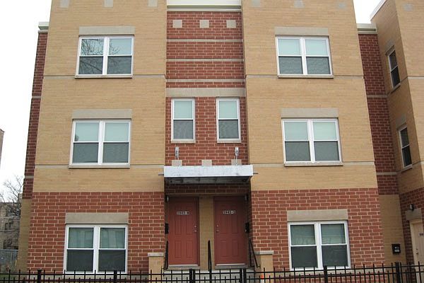 2nd image of 60 E 60th St