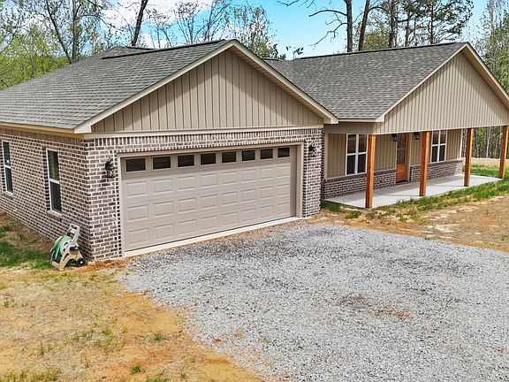 2nd image of 1696 Reeder Hill Rd