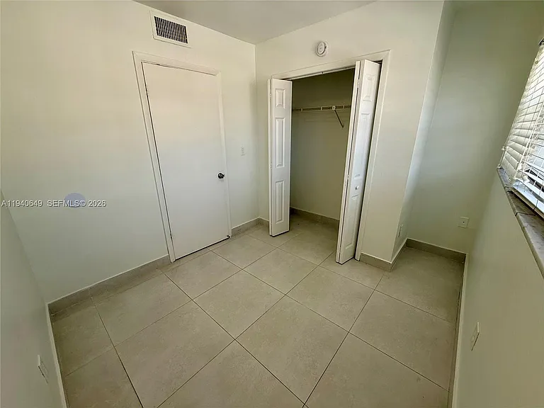 20 SW 108th Ave #7-F — Photo 8