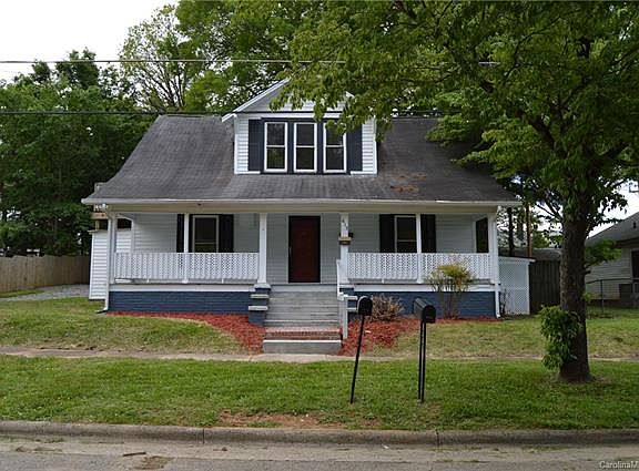 3rd image of 615 Charlotte Ave