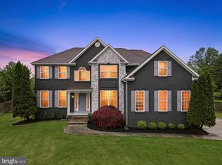 20 Tara Dr, Mount Laurel, NJ 08054