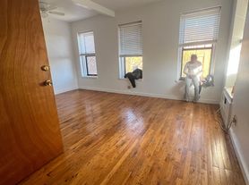 370 Tompkins Ave, Brooklyn, NY