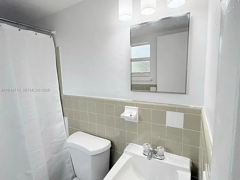 100 NE 78th St #9 — Photo 13