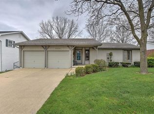 386 W Ash Ave, Decatur, IL 62526