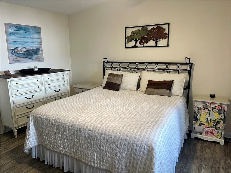 133 Linkside Dr — Photo 16