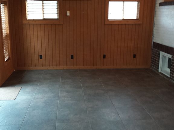 2nd image of 2092 S Corona St