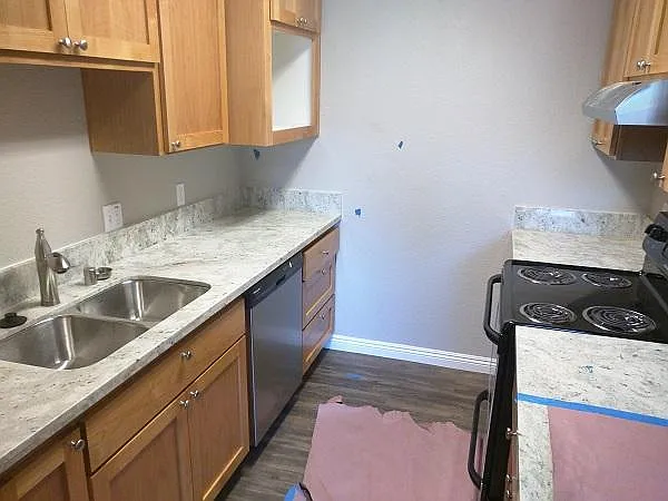 3 bed, 1.5 bath, 1125 sqft, $2,295 — Photo 3