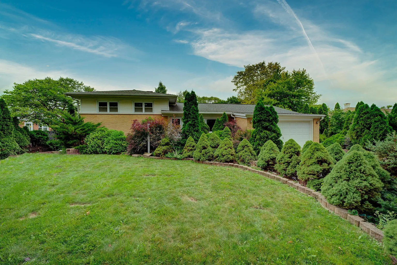 930 Anderson Ter photo 1