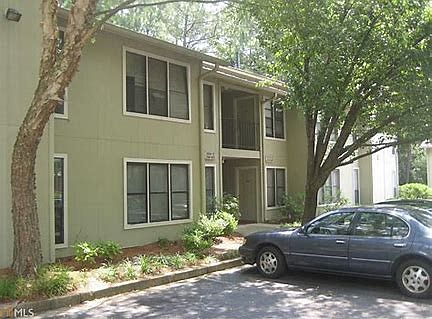 2nd image of 1390 Branch Dr