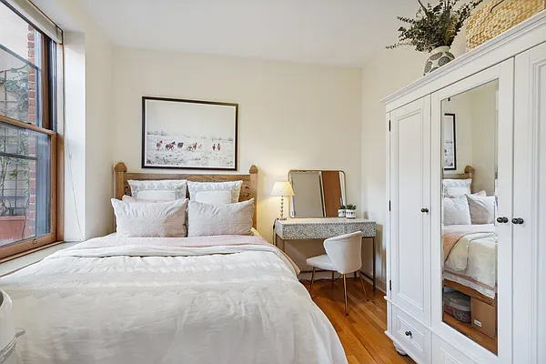 Rented by Corcoran | media 21